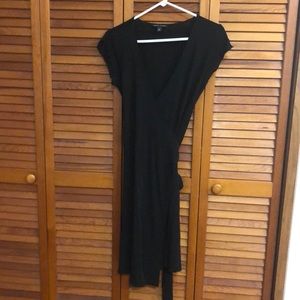 Banana republic, classic black wrap dress, size S petite